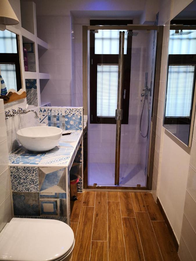 La Porta Rossa Apartman Vado Ligure Kültér fotó